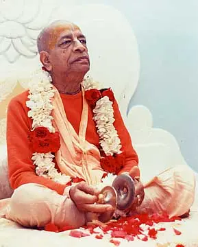 Srila Prabhupada at Potomac, Playing Kartalas on Vyasasana