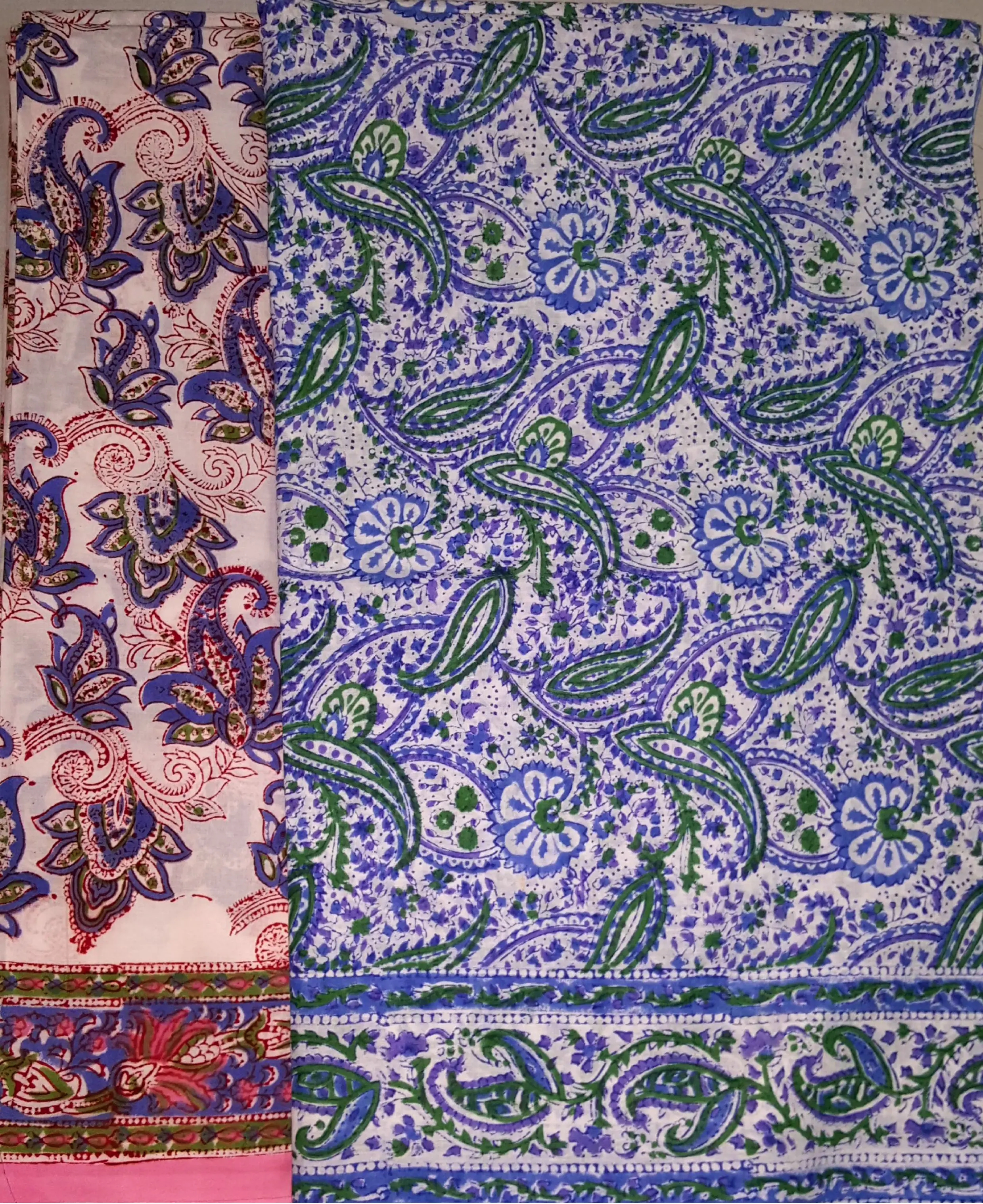 Saloni Sari -- Fine Jute-Cotton, Printed pattern on color background